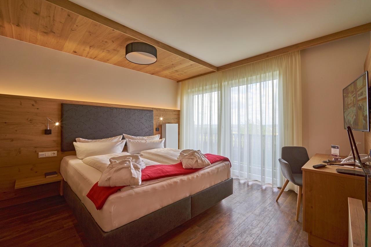 Wellnesshotel Zum Koch Ortenburg Extérieur photo